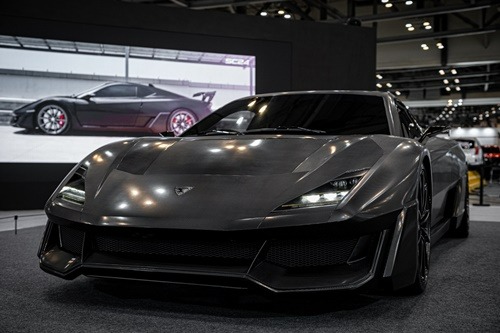 Spirra Iconic 2.0 show car in dark gray, front three-quarter view on a show stand in Korea
